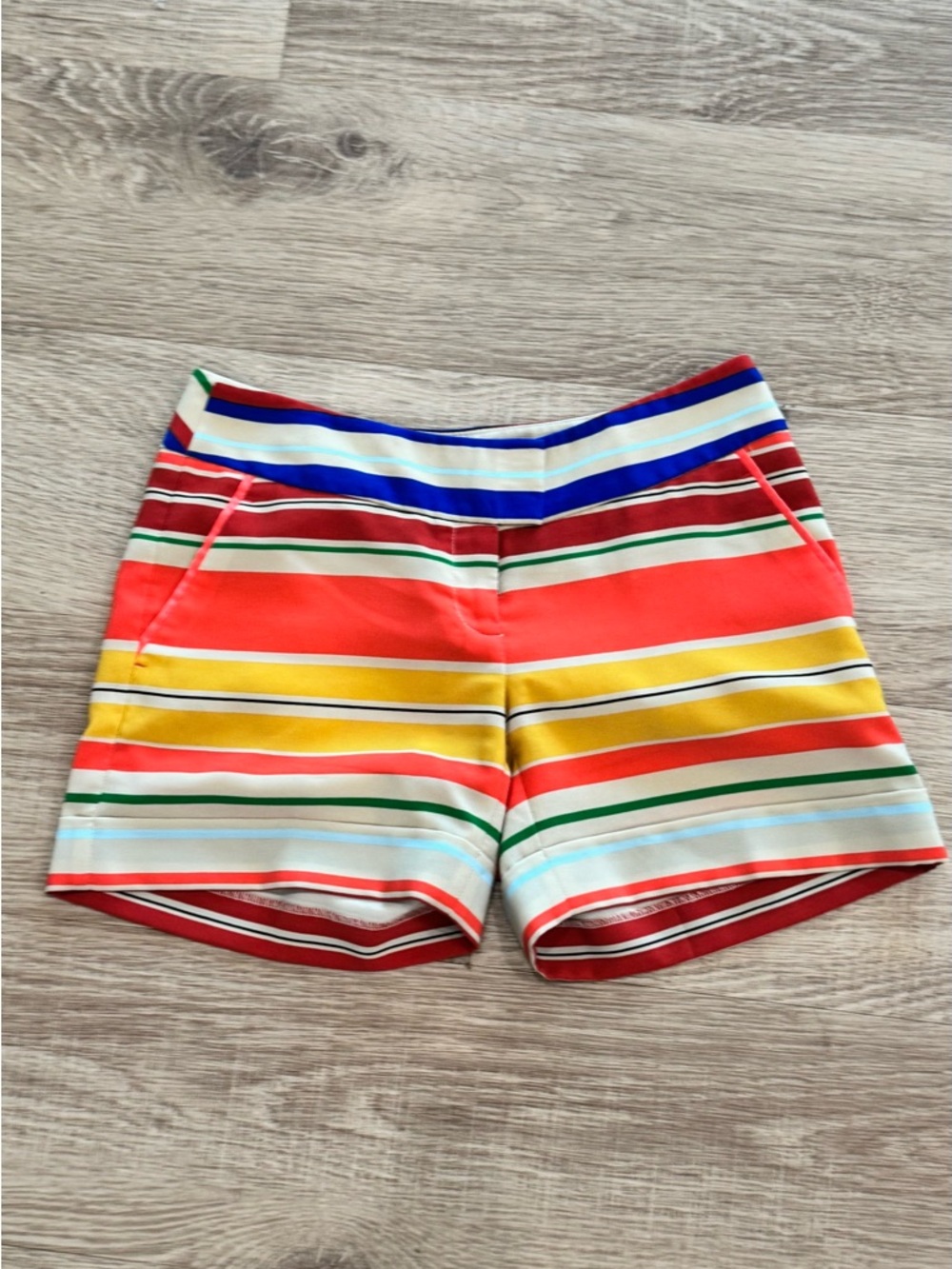 Outback Red Colorful Striped Shorts Size 2 Bright Preppy Summer - Picture 2 of 5